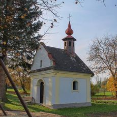 Kaple Panny Marie v Lechovicích u rybníka