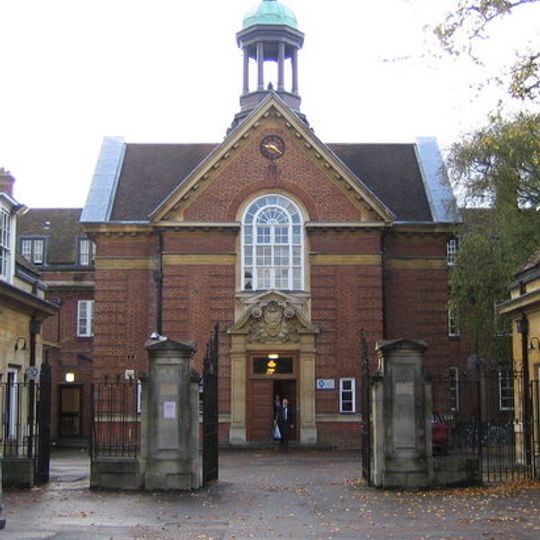St Hugh's College
