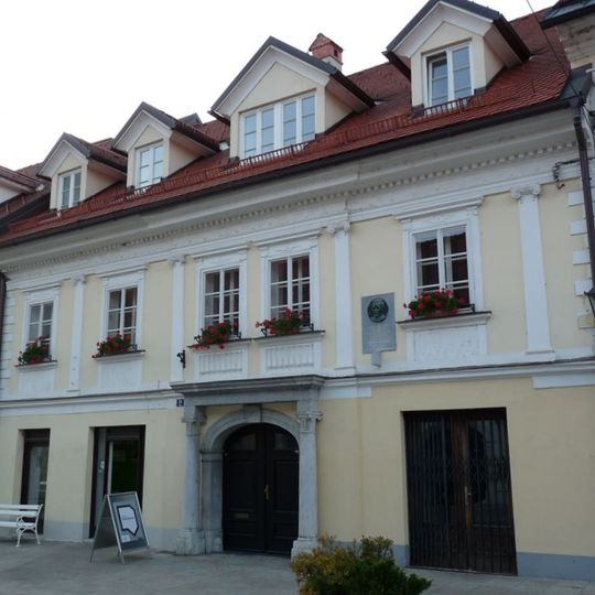 Petruška House