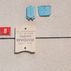 Pamětní deska Vladimíra Niewierowského