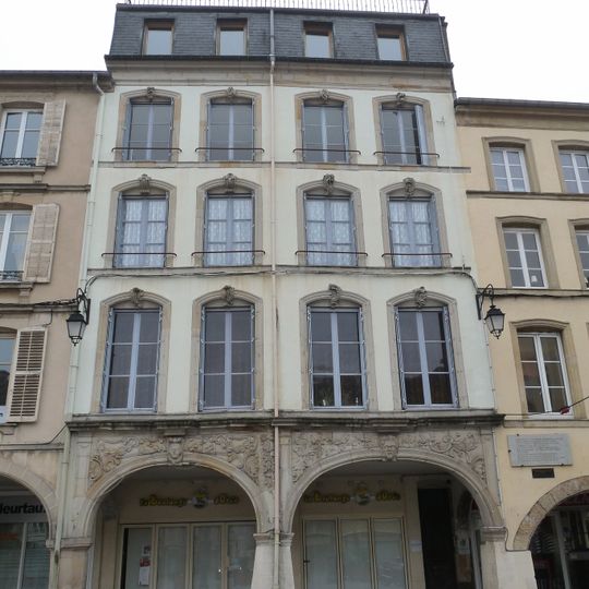 Maison, 20 place des Vosges