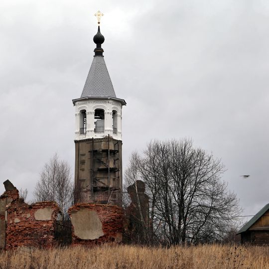 Церковь Знамения Божией Матери с колокольней