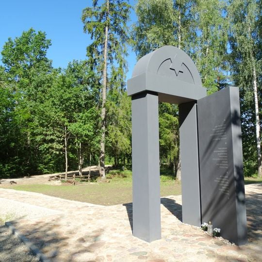 Šeduva Holocaust Memorial I