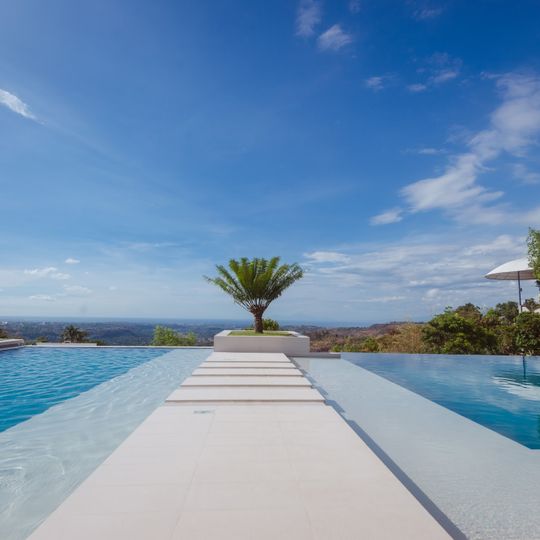 Ultra Winds Mountain Resort