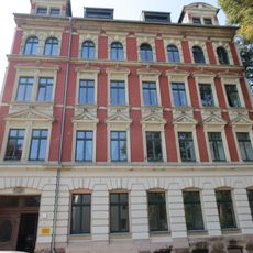 Mietshaus in ehemals geschlossener Bebauung Fritz-Reuter-Straße 20