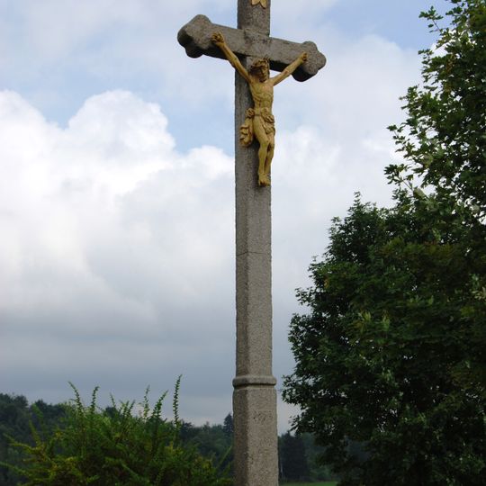 Kříž v Sychrově ulici pod poutním kostelem na Zelené Hoře