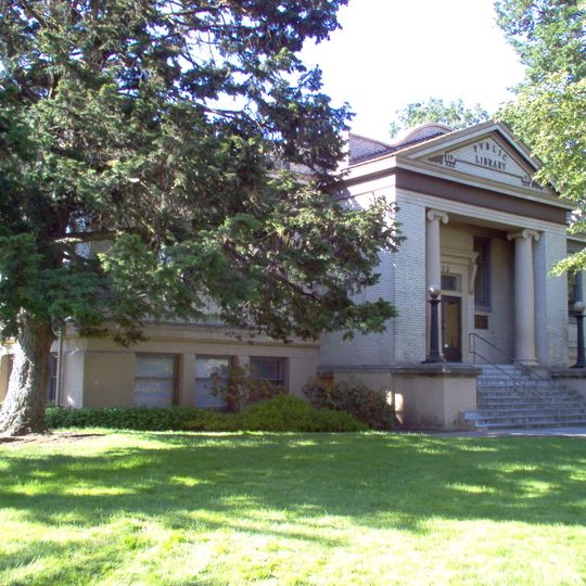 Medford Carnegie Library