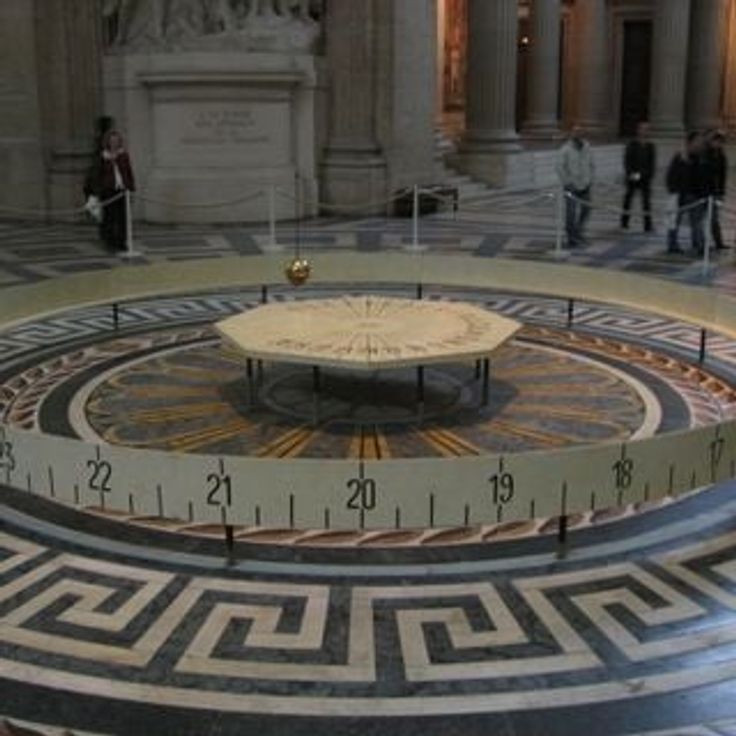Foucault pendulum