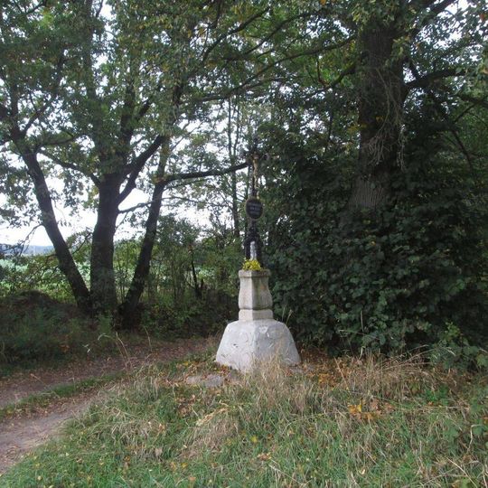 Kříž západně od Přeseky