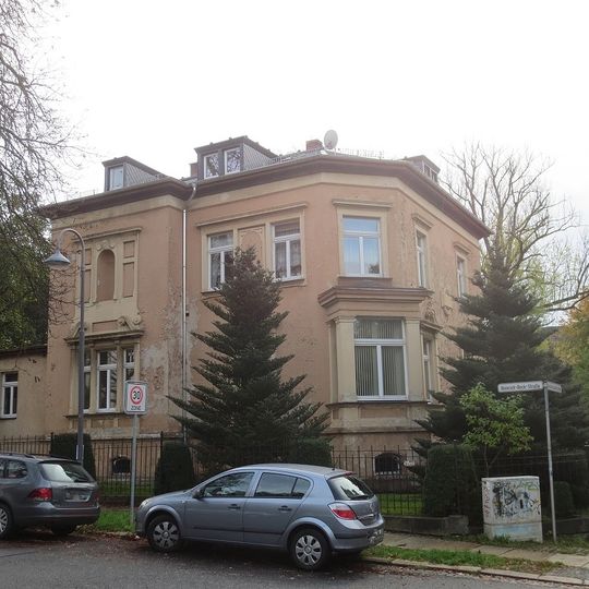 Villa mit Vorgarten und Einfriedung Barbarossastraße 10
