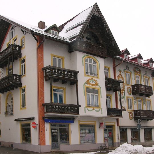 Bahnhofstraße 1-3 Kochel