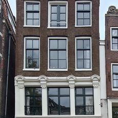 Oudezijds Voorburgwal 162