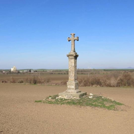 Kříž v poli jižně od Hřivčic