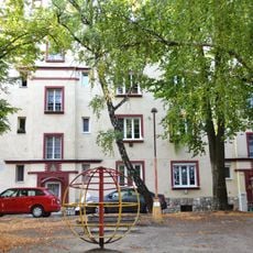 Kolónia Krajinské domky, dom bytový-sekcia III.