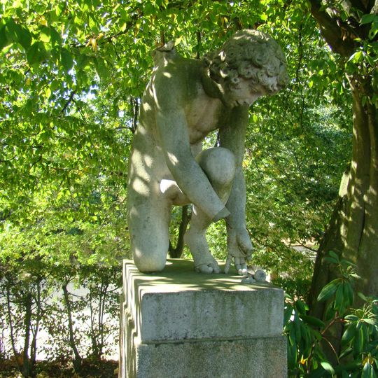 L'Amour prenant un papillon sur une rose