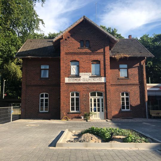 Empfangsgebäude Bahnhof Blumenthal