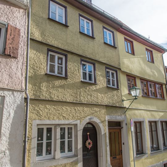 Hofbronnengasse 8, 10