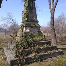 Kriegerdenkmal für belgische und französische Soldaten Friedhof