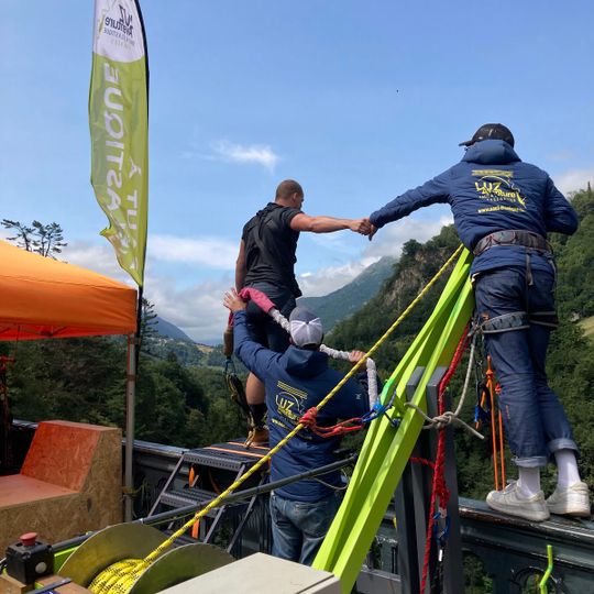 Saut à l'élastique Luz Aventure