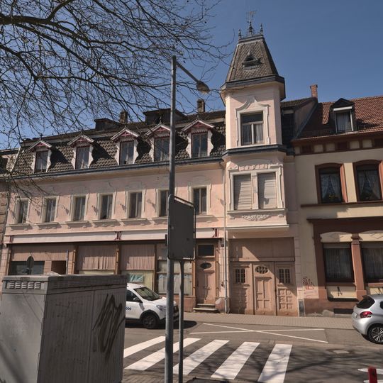 Alte Bahnhofstraße 24