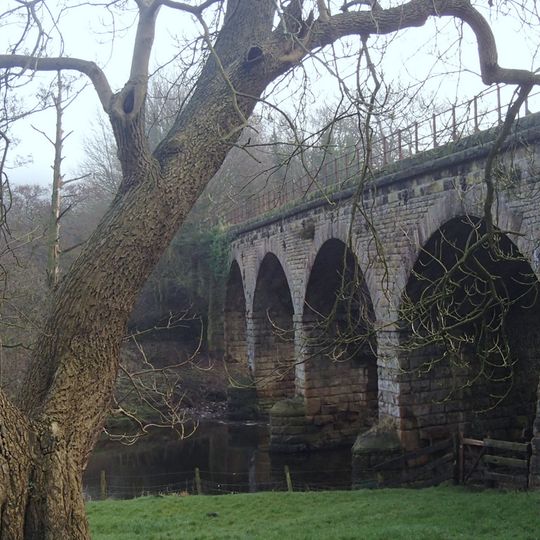 Railway viaduct, embankment and overbridge to the east of Church Farm