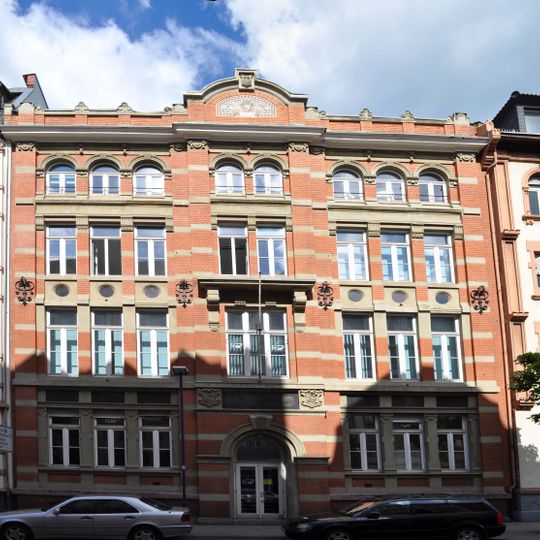 Ehemalige Handelsschule