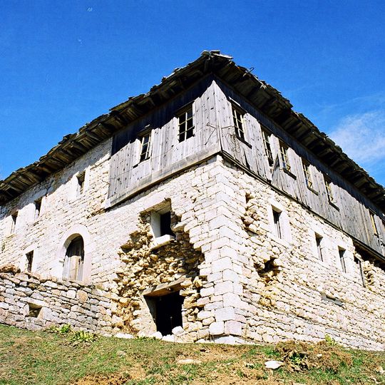 House of Strezo Bundovski