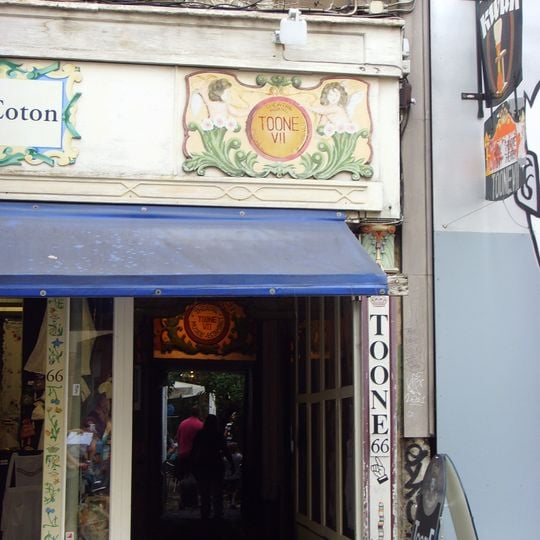 Geheel van traditionele huizen en Sint-Petronillagang