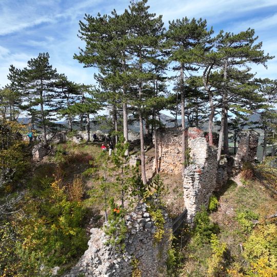 Schrattenstein castle ruins