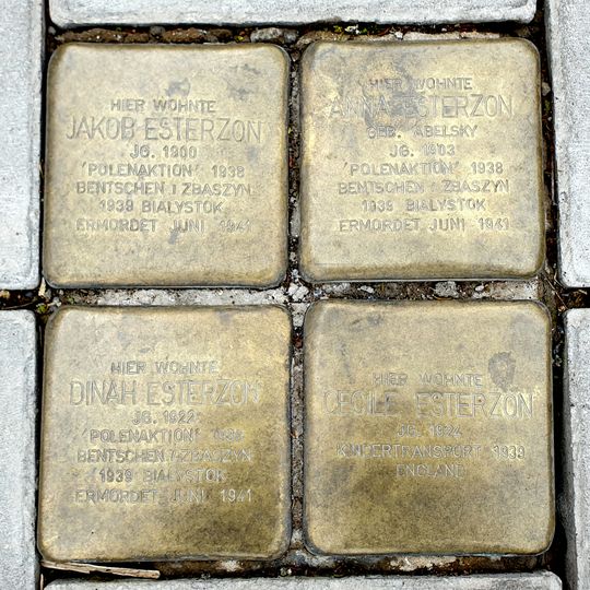 Stolperstein en memoria de Jankiel  Esterzon