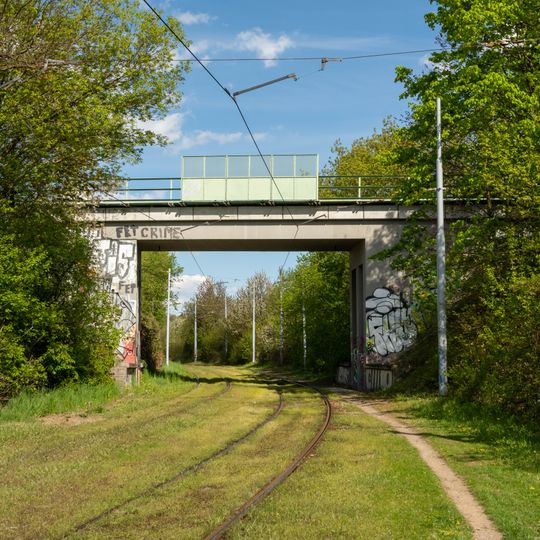Bridge of Zetor siding over tram track