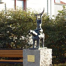 Almas Måne