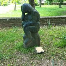 Die Sitzende