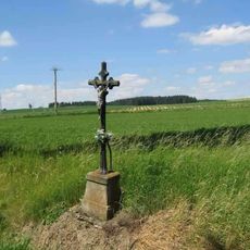 Boží muka na severozápadním okraji obce při silnici na Malou Losenici