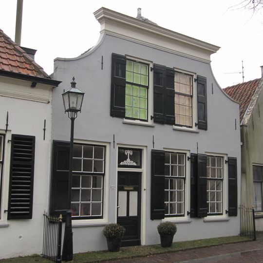 Enkele Ring 37, Sommelsdijk