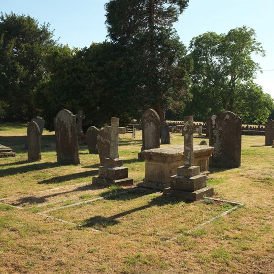 Unidentified Monument in churchyard about 4 metres south of south chapel Church of St Leonard