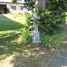 Kříž u domu 3 v Suchdolu u Křímova