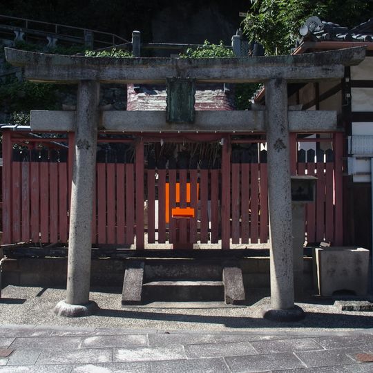 Aitsuchi Shrine