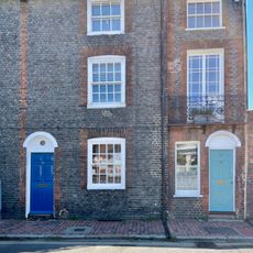 13,14,15, Friar's Walk