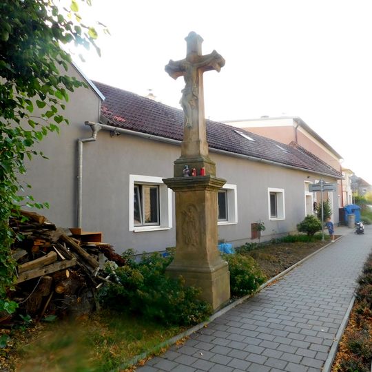 Kříž u domu č. 95 v Babicích