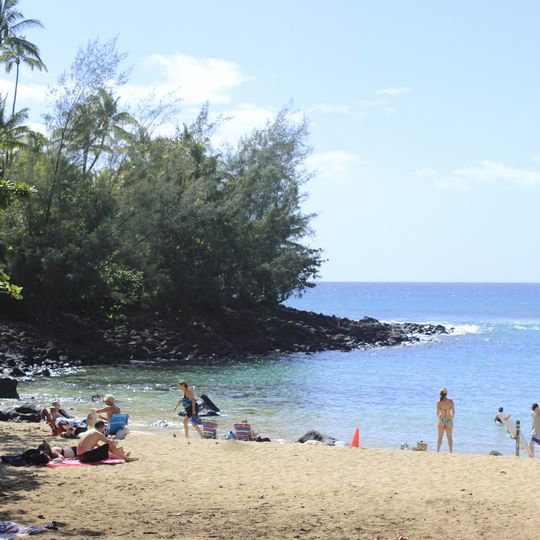 Kēʻē Beach
