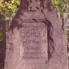 Döhler-Gedenkstein in der Kleingartenanlage Döhlergärten e. V. Pestweg (in der Gartensparte)