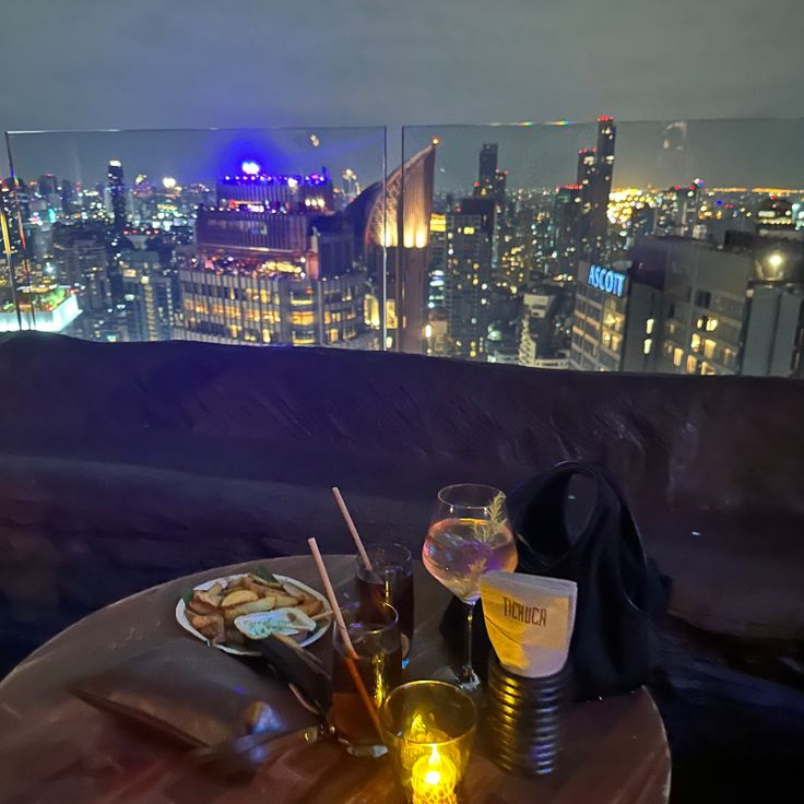 Ticucha Rooftop Bar