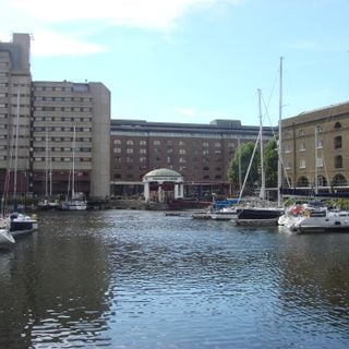 St Katharine Docks