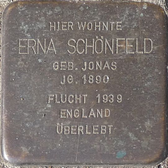 Stolperstein en memoria de Erna Schönfeld
