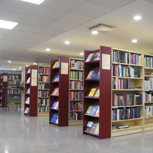 Viljandi Linnaraamatukogu