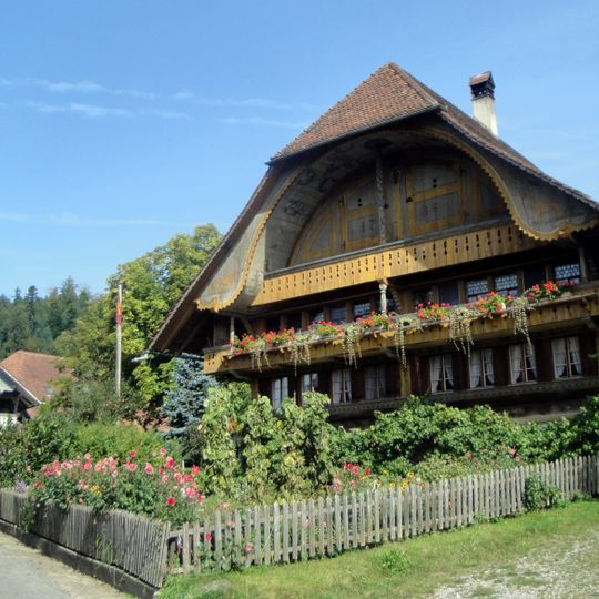 Farmhouse with Stöckli and barn