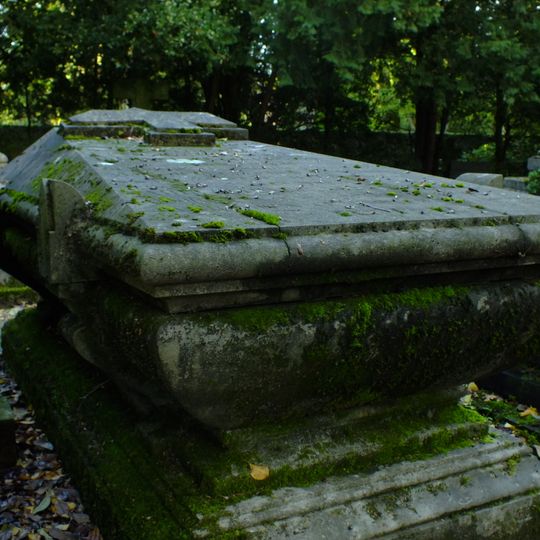 Groenendaal: Grafmonument voor F.G. van Goch en diens vrouw C. van Orimond .