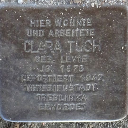 Stolperstein für Clara Tuch