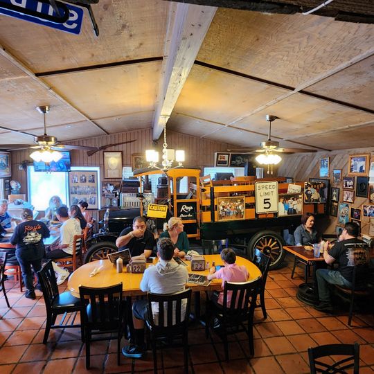 Ray's Drive Inn